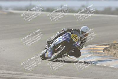 media/Dec-08-2024-CVMA (Sun) [[267e5a7075]]/Race 4-Amateur Supersport Middleweight/